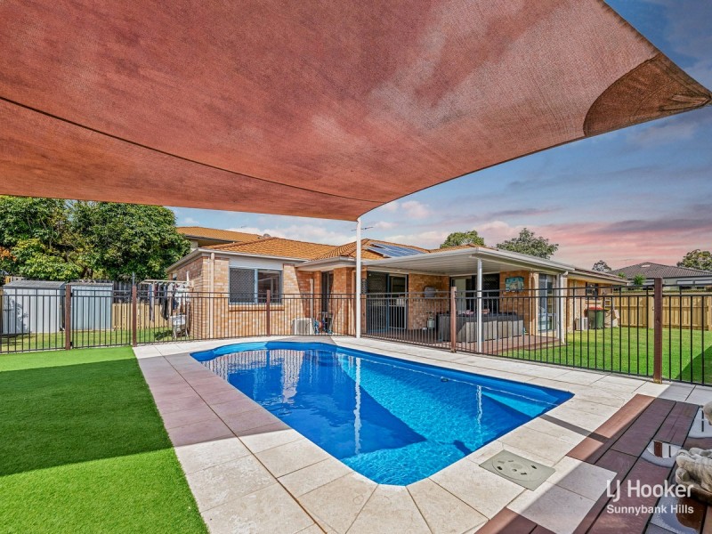 35 Mapelton Circuit, Parkinson QLD 4115