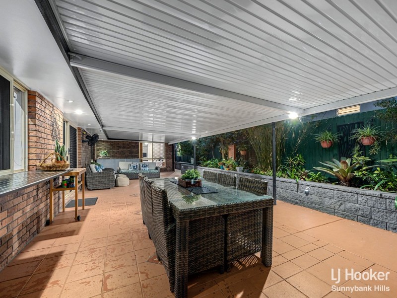 1 Meckiff Street, Upper Mount Gravatt QLD 4122