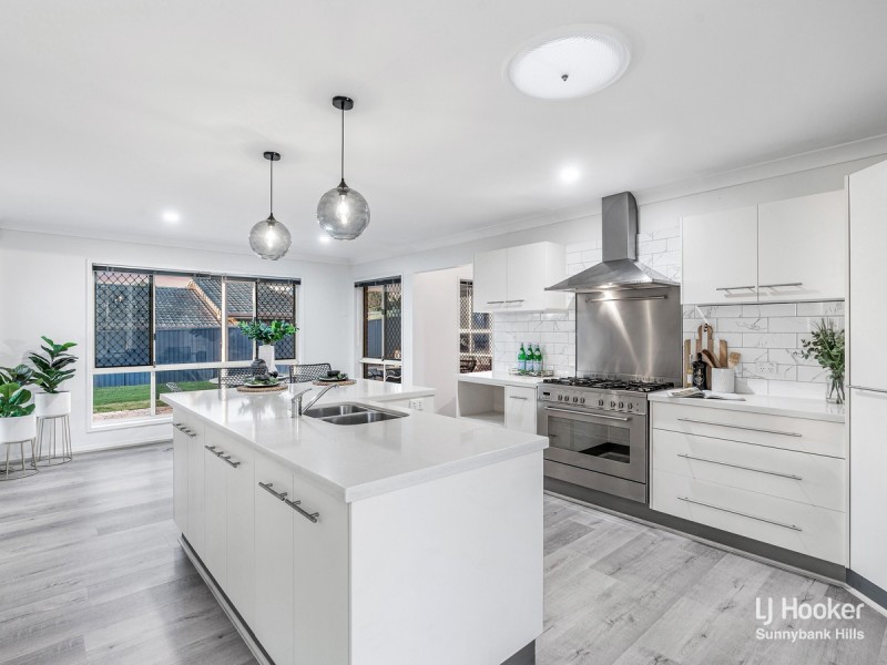 20 Hoover Court, Stretton QLD 4116