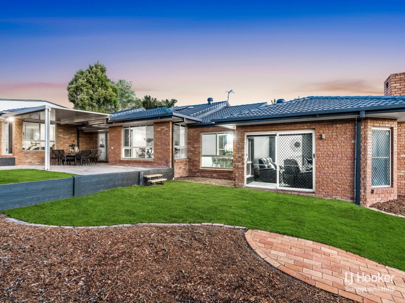20 Hoover Court, Stretton QLD 4116