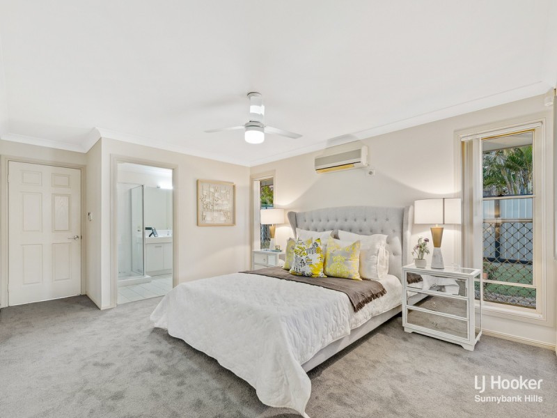 5 Eldena Place, Parkinson QLD 4115