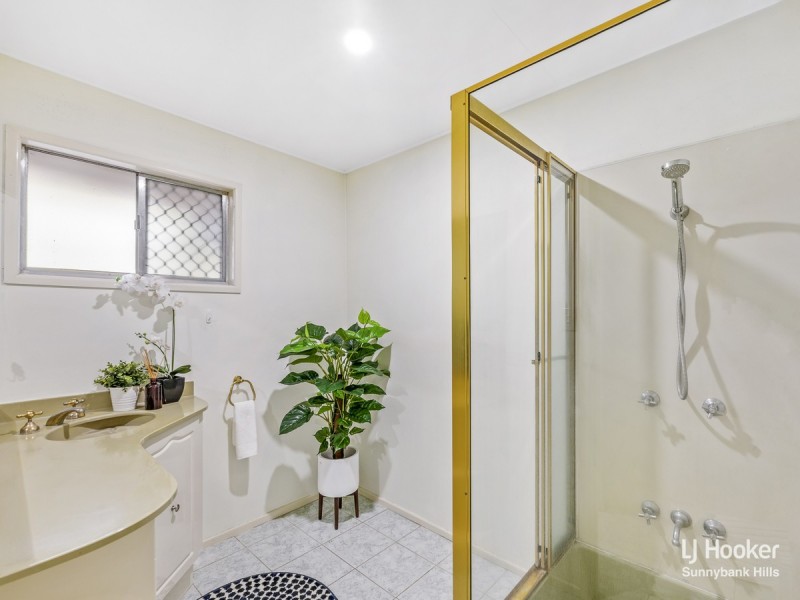 124 Hammersmith Street, Coopers Plains QLD 4108