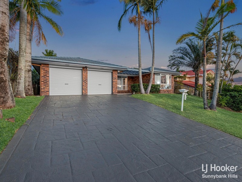 8 Gilgo Street, Wishart QLD 4122