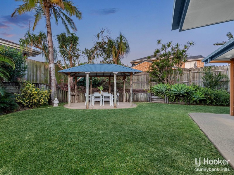 8 Gilgo Street, Wishart QLD 4122