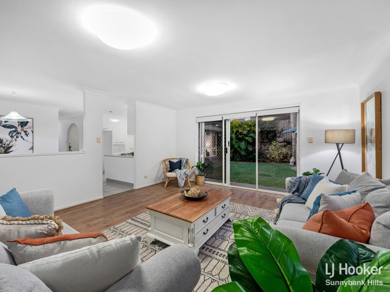 8 Gilgo Street, Wishart QLD 4122