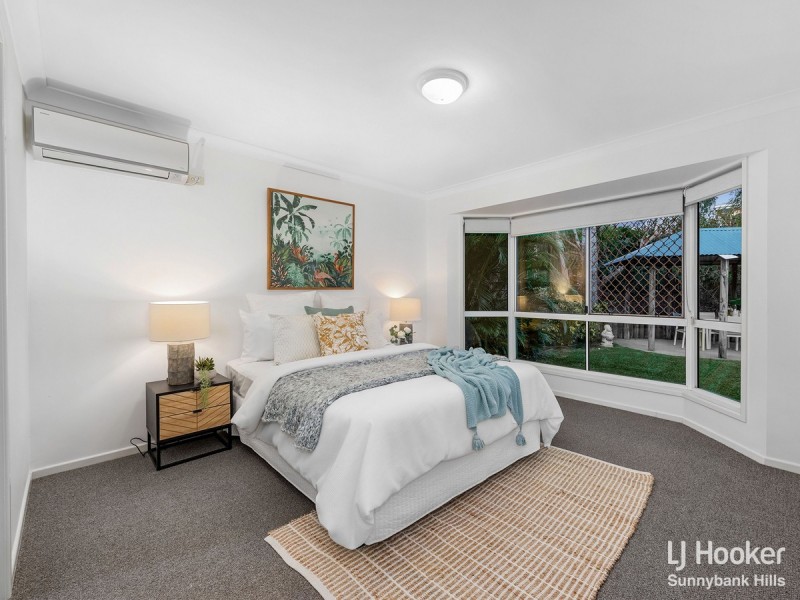 8 Gilgo Street, Wishart QLD 4122