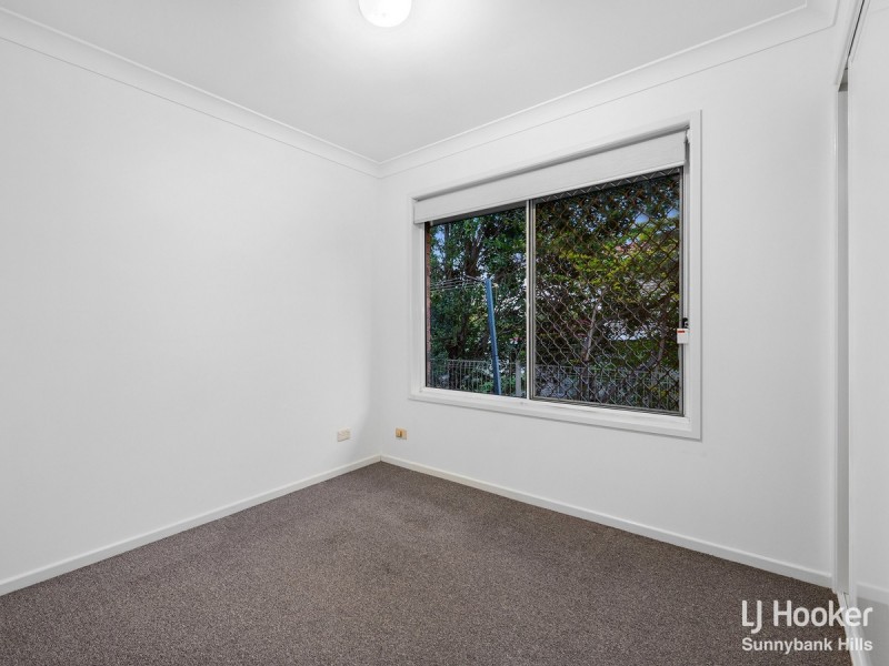 8 Gilgo Street, Wishart QLD 4122