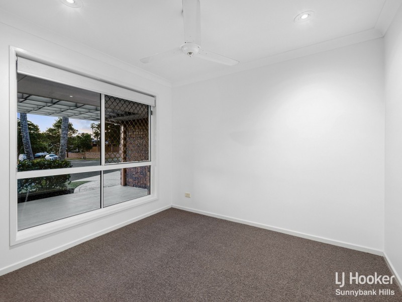 8 Gilgo Street, Wishart QLD 4122