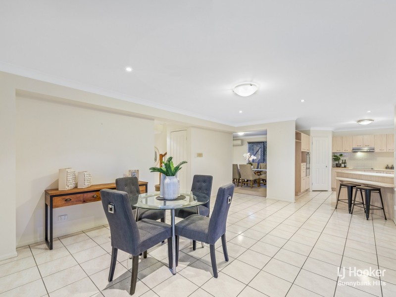 94 Daintree Drive, Parkinson QLD 4115