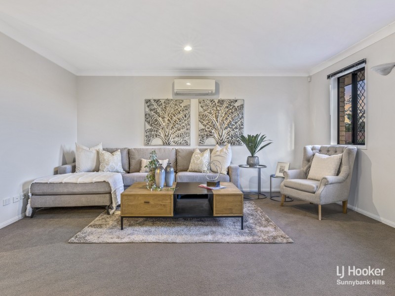 94 Daintree Drive, Parkinson QLD 4115
