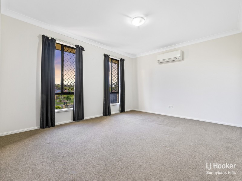 94 Daintree Drive, Parkinson QLD 4115