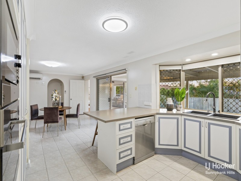 111 Penson Street, Stretton QLD 4116