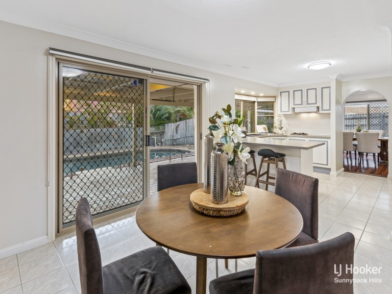 111 Penson Street, Stretton QLD 4116