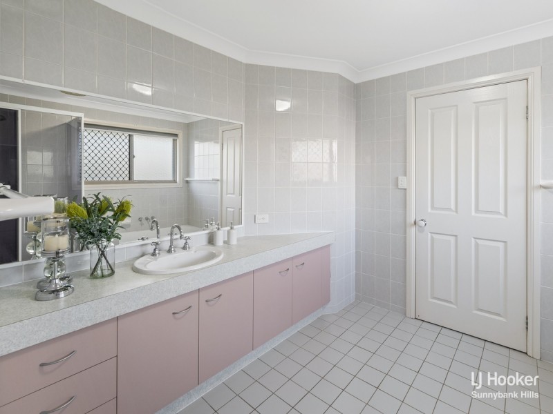 111 Penson Street, Stretton QLD 4116