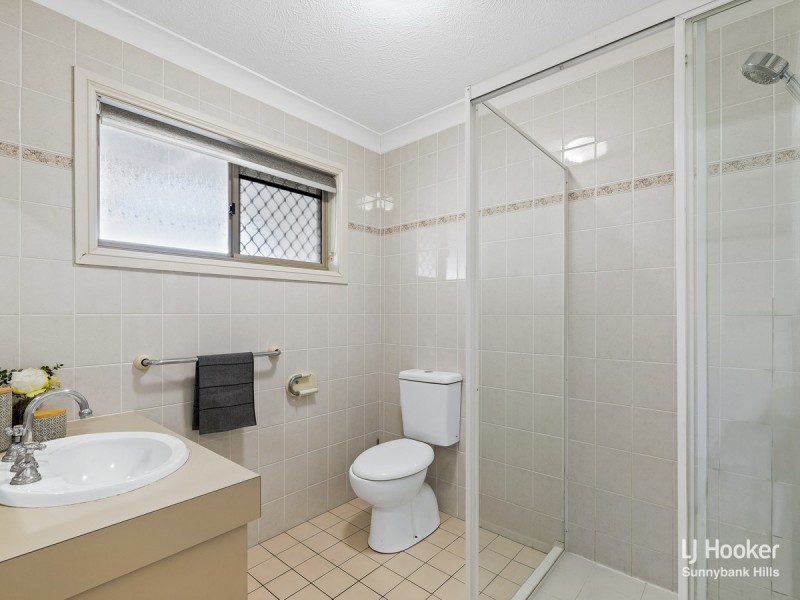 111 Penson Street, Stretton QLD 4116