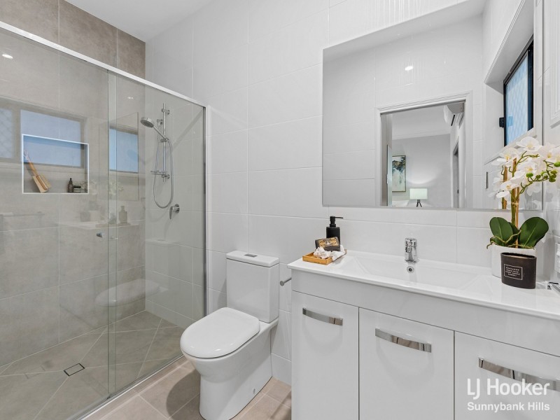 72 Bundabah Drive, Calamvale QLD 4116
