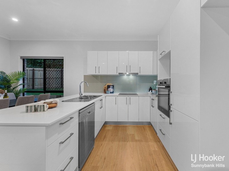 72 Bundabah Drive, Calamvale QLD 4116