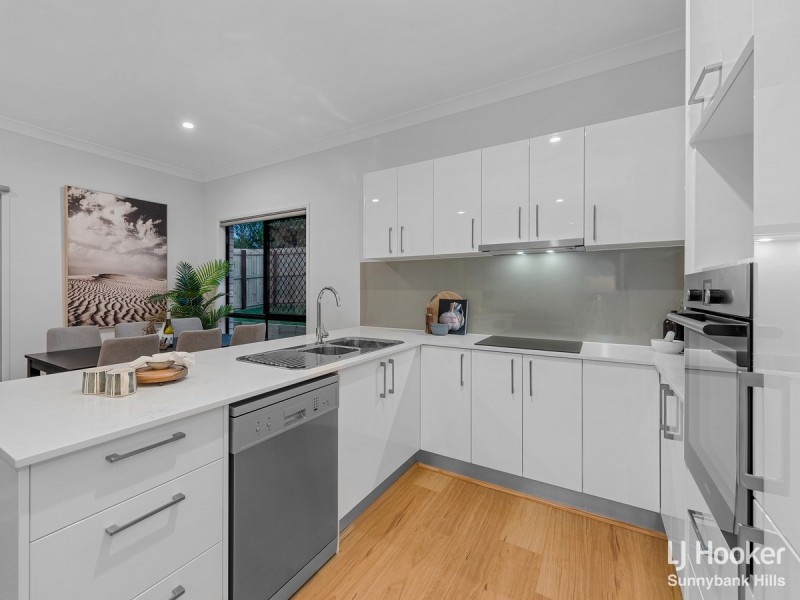 72 Bundabah Drive, Calamvale QLD 4116
