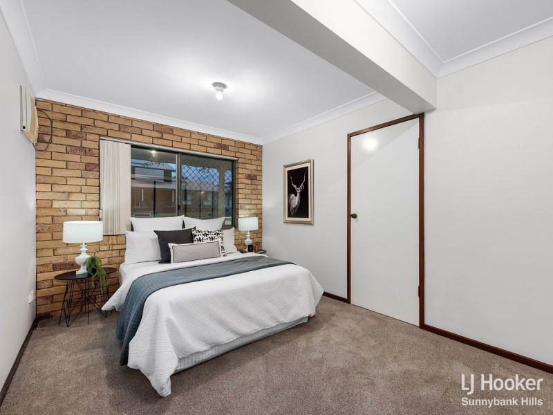 8 Sandringham Street, Mansfield QLD 4122