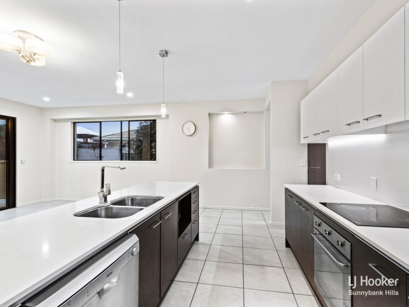 33 McDermott Parade, Rochedale QLD 4123