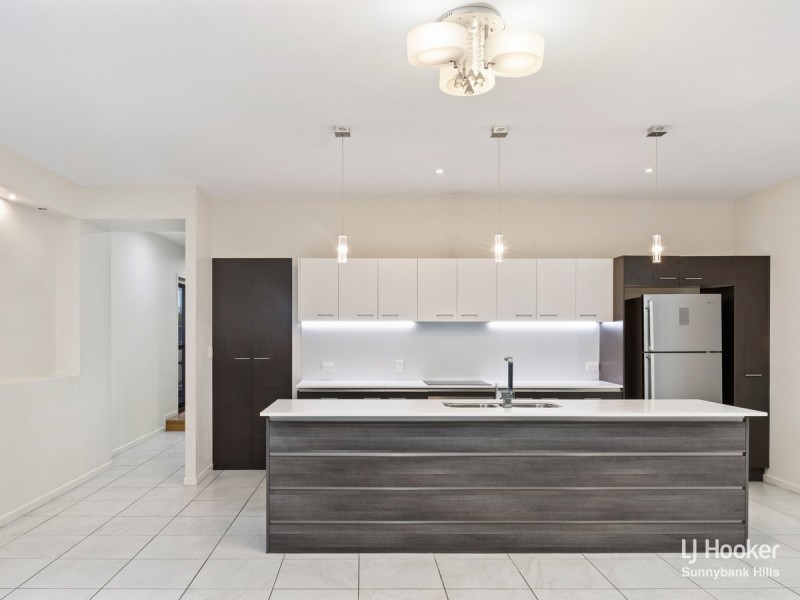 33 McDermott Parade, Rochedale QLD 4123