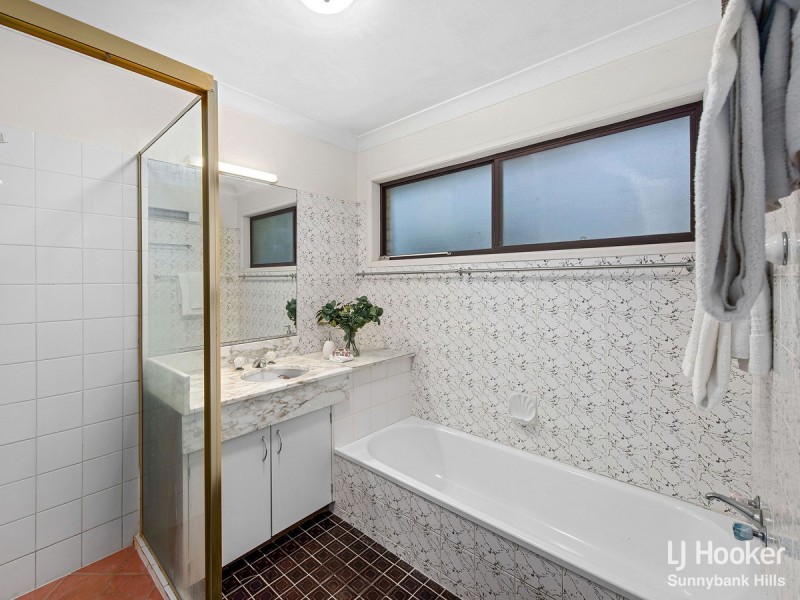 19 Bellot Street, Wishart QLD 4122