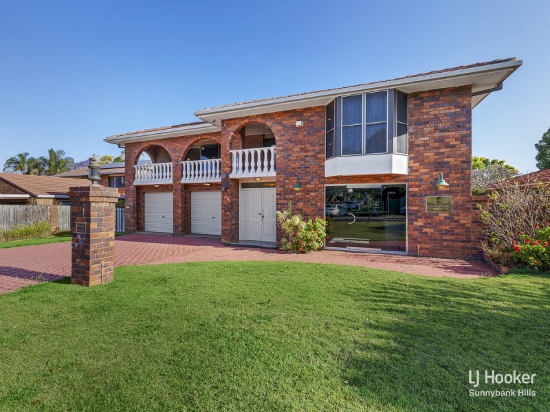 10 Cosmic Street, Robertson QLD 4109
