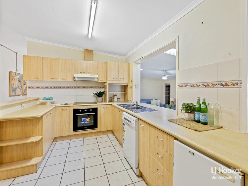 82 Trudgian Street, Sunnybank QLD 4109