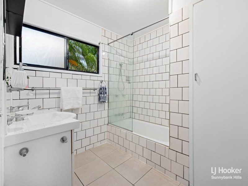 8 Christopher Street, Sunnybank Hills QLD 4109