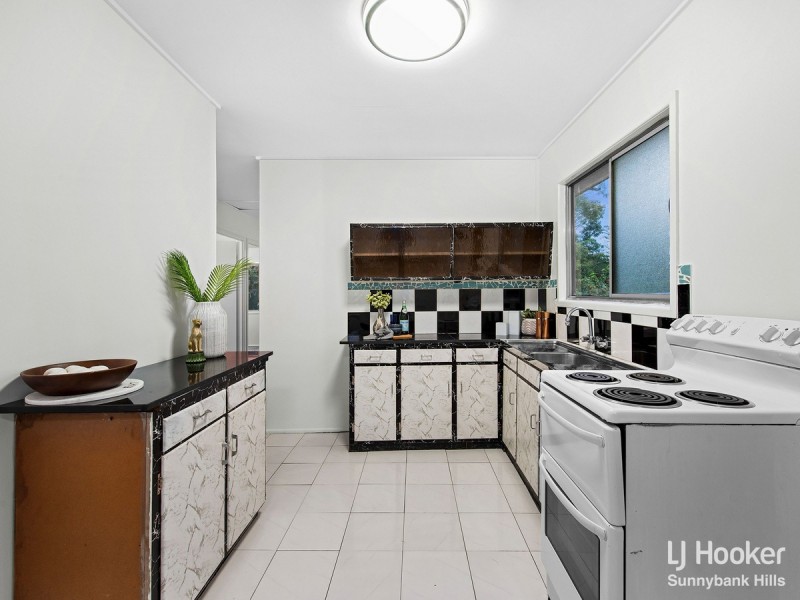 8 Christopher Street, Sunnybank Hills QLD 4109