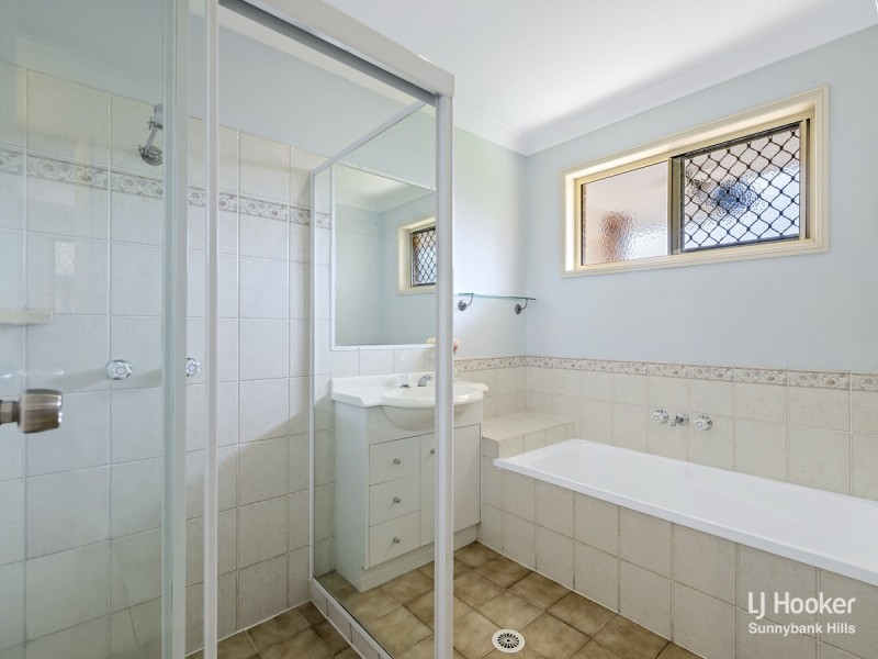 70 Reardon Street, Calamvale QLD 4116