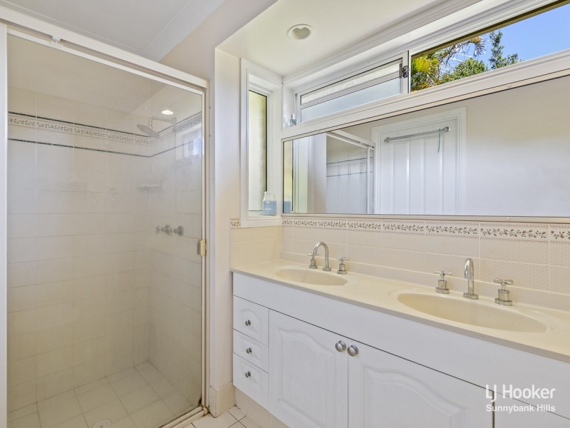 30 Tralee Place, Parkinson QLD 4115