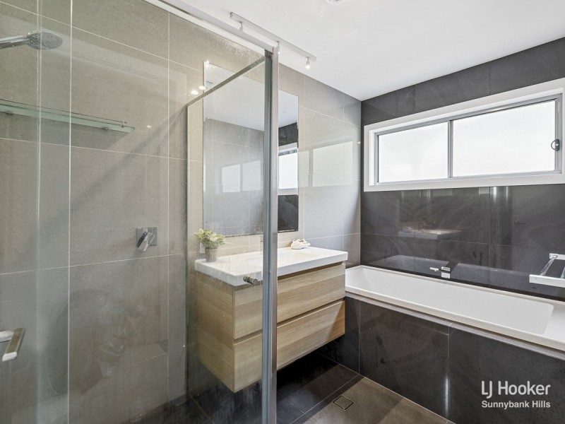 123A Market Street South, Indooroopilly QLD 4068