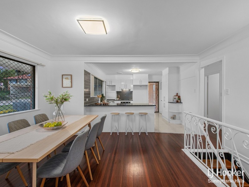 9 Taroom Street, Wishart QLD 4122