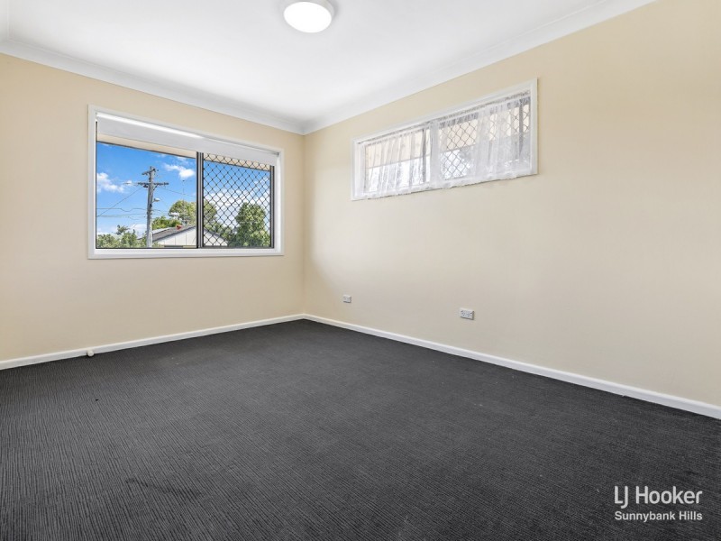 16 Fernshaw Street, Macgregor QLD 4109