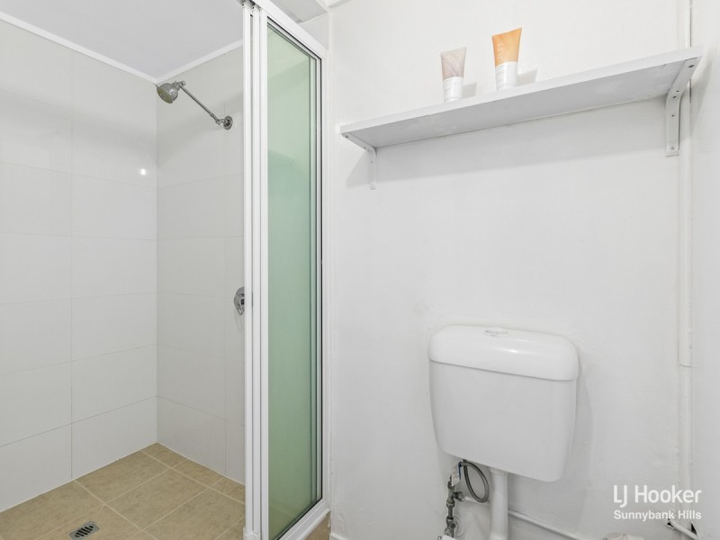 16 Fernshaw Street, Macgregor QLD 4109