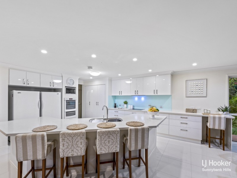 36 Poinciana Crescent, Stretton QLD 4116