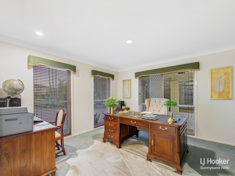 36 Poinciana Crescent, Stretton QLD 4116