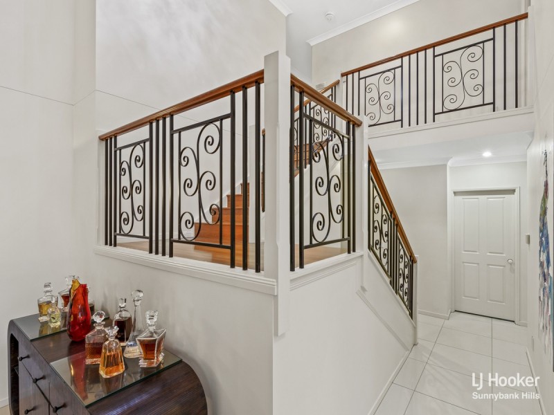 11 Lugano Close, Parkinson QLD 4115