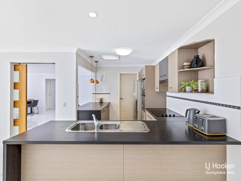 48 Kakadu Street, Parkinson QLD 4115