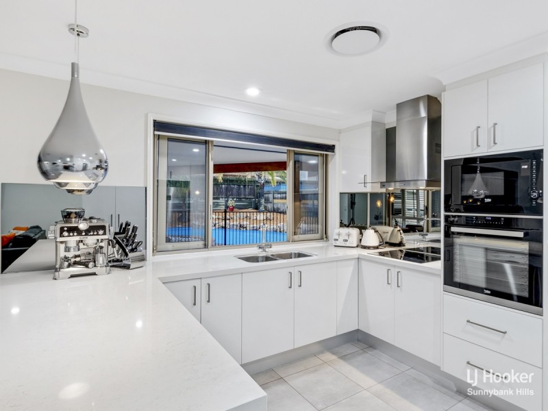 12 Gulubia Place, Calamvale QLD 4116