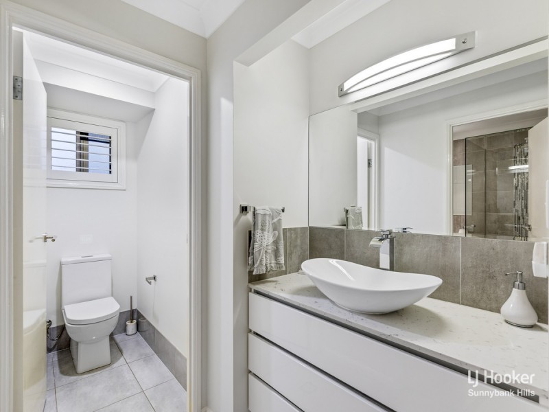 12 Gulubia Place, Calamvale QLD 4116