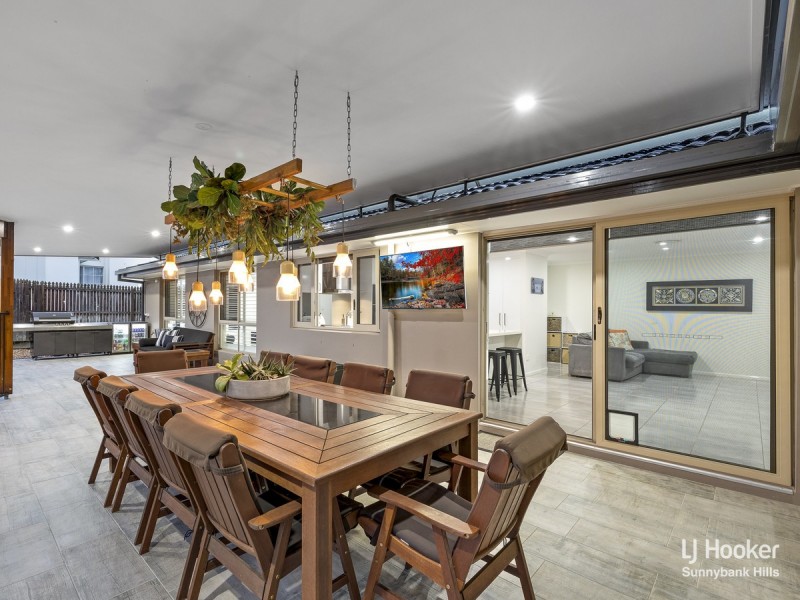 12 Gulubia Place, Calamvale QLD 4116