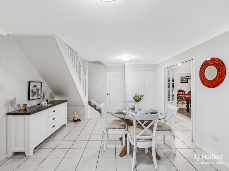 8 Monford Place, Calamvale QLD 4116