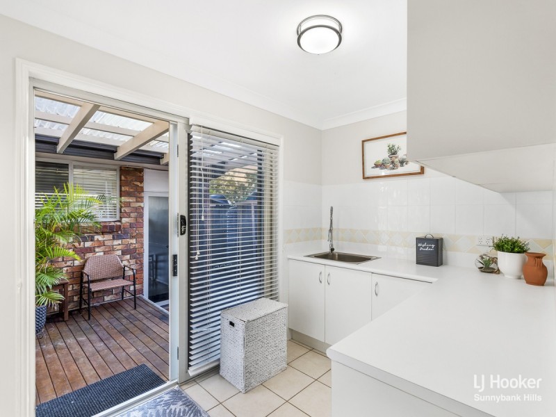 8 Monford Place, Calamvale QLD 4116