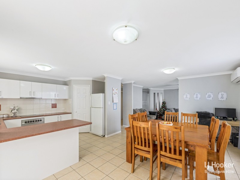 21 Kinchega Circuit, Parkinson QLD 4115