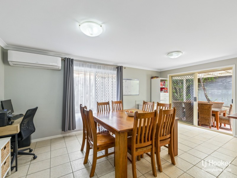 21 Kinchega Circuit, Parkinson QLD 4115
