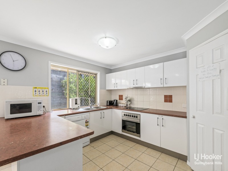 21 Kinchega Circuit, Parkinson QLD 4115