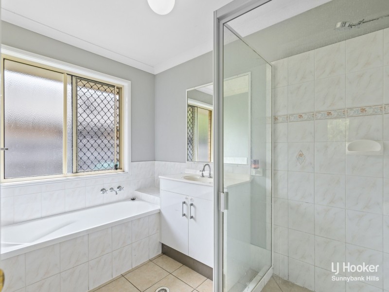 21 Kinchega Circuit, Parkinson QLD 4115