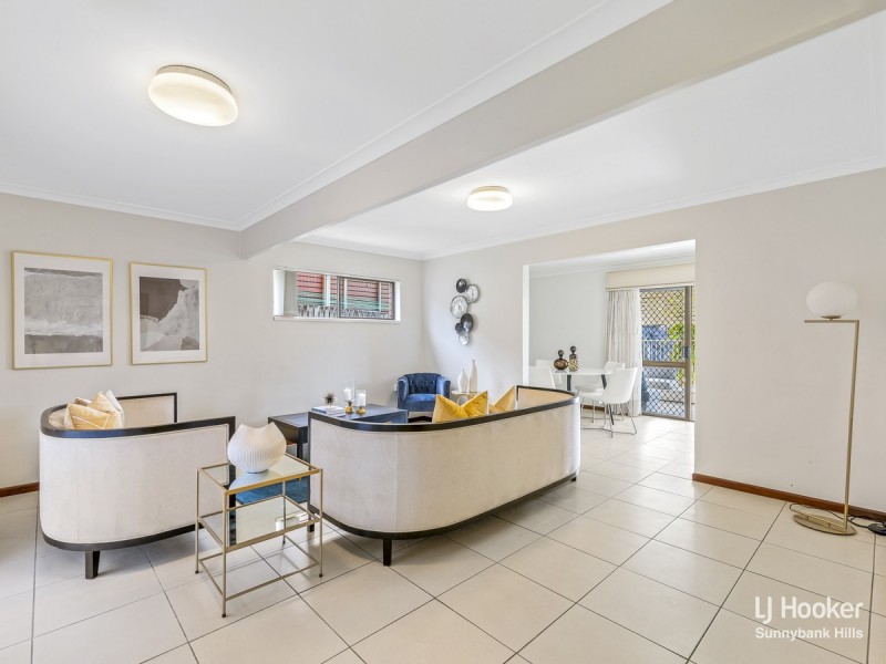 23 Warrington Street, Robertson QLD 4109